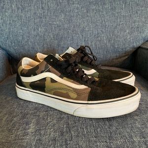 Vans Old Skool Camo Shoes